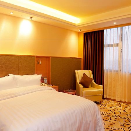 Golden City Hotel Fosan Kültér fotó
