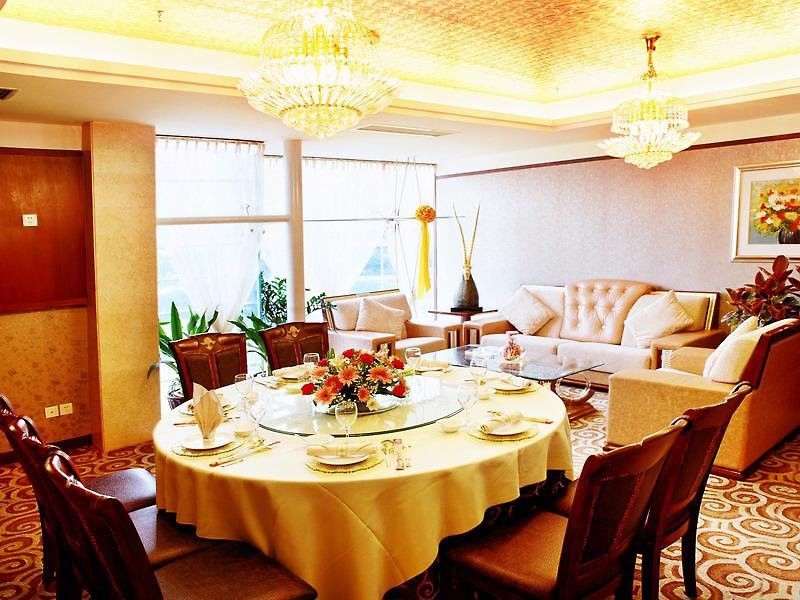 Golden City Hotel Fosan Kültér fotó